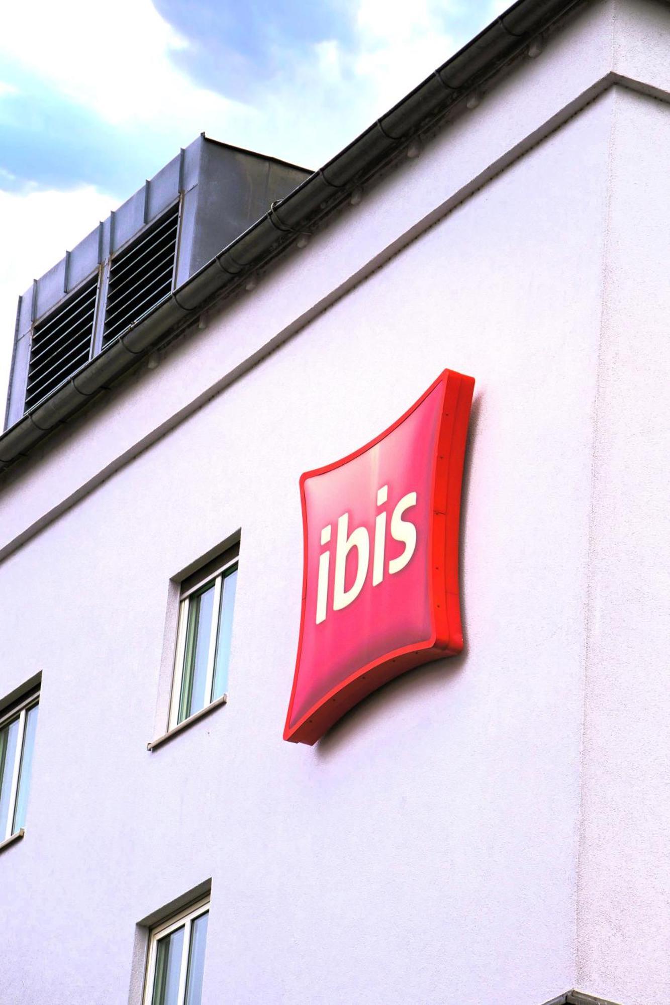 ibis Hotel Regensburg City Buitenkant foto